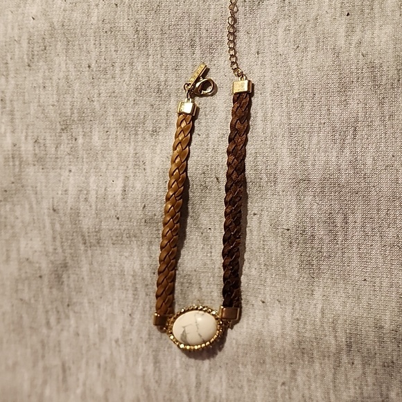 WHBM 14" Choker Bracelet - Picture 4 of 8